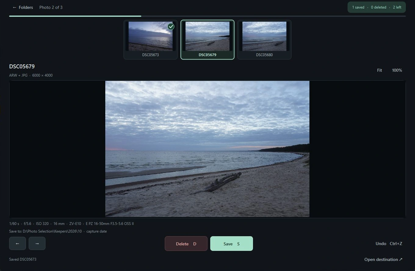 FrameSort review screen showing a JPEG and RAW group with camera settings